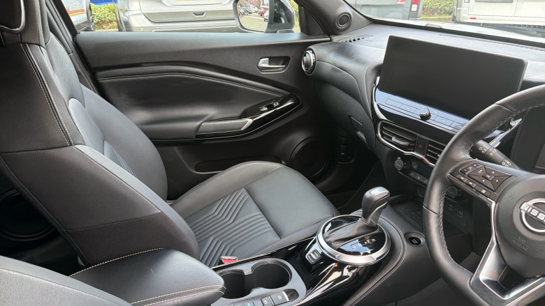 Nissan Juke 1.6 Hybrid Tekna 5dr Auto Hybrid Hatchback